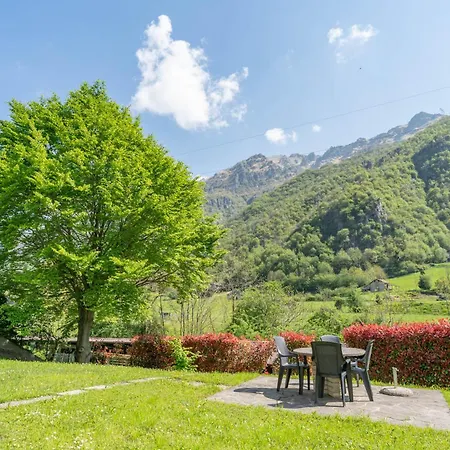 Iris - Relaxing Alpine Getaway Ballabio